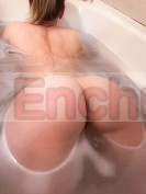 Búscame bebé estoy activa todo el día para ti