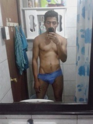 Angel  Gay, travestis, prostitutas en Santiago |  Moreno universitario 18 a&ntilde;os dotado 100% hot , Caliente y morboso santiago cetro barrio bellas artes