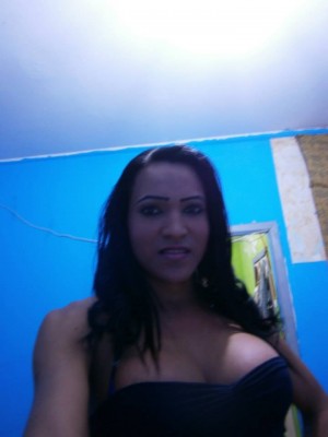 Debora Gay, travestis, prostitutas en Santiago |  Hola m ellamo liz soy una chiaca bn  extrabagante , Hago de todo en la cama y te lo chupo