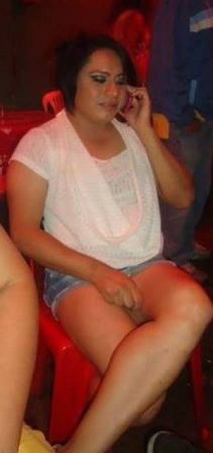 Mirna  Gay, travestis, prostitutas en Santiago |  Bien dotada 20 cm y bien lechera , Avtiva pasiva versatil odo lo q deseeas 