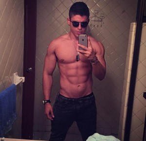 Julian Gay, travestis, prostitutas en Santiago |  Julian macho caliente dotado 20 cm culon lampi&ntilde;o, 59827578 vip , Full time c/lugar y a domicilio , masajista culeador 
