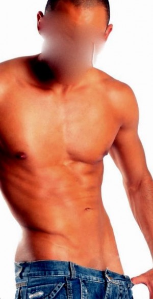 Henry Gay, travestis, prostitutas en Vi&ntilde;a del Mar |  Scort mulato de brasil recien llegado cuerpo marcado atletico complaciente y morboso , Dotado atletico marcado morboso