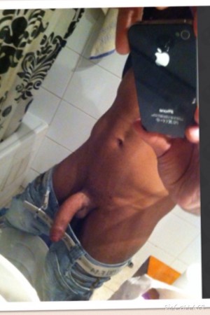 Henry Gay, travestis, prostitutas en Vi&ntilde;a del Mar |  Scort mulato de brasil recien llegado cuerpo marcado atletico complaciente y morboso , Mulato, escort, braile&ntilde;o complaciente y morboso masajes