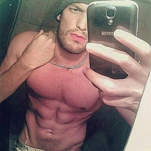 Fabrizio Gay, travestis, prostitutas en Providencia |  Nuevo en la ciudad dotado 23cm grueso, dispuesto a complacerte, Vergon, culeon, modelo, lechero, sexo, morbo, arrecho, erecto