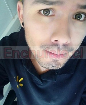 Rodrigo  Gay, travestis, prostitutas en La Reina |  Joven de 25 busca mujer para complacer , Joven moreno listo para cumplir tus fantasías 