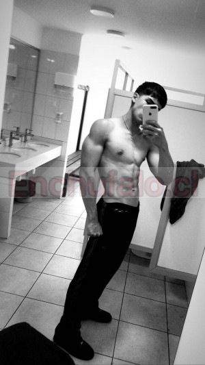 Diego Gay, travestis, prostitutas en Estaci&oacute;n Central |  Jovencito colageno gigolo y vedetto a domicilio, Gigolo y vedetto